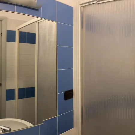 Trilocale Casa Alice Centro 4 Posti Letto *